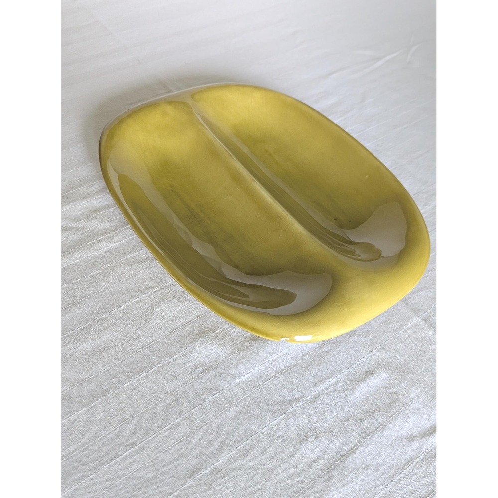 Vintage MCM Russel Wright Chartreuse Divided Dish *HAS CHIP*
